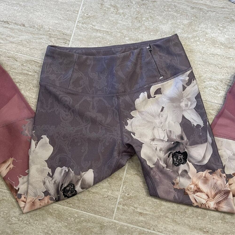 Calia cropped leggings purple/pink floral sz S
